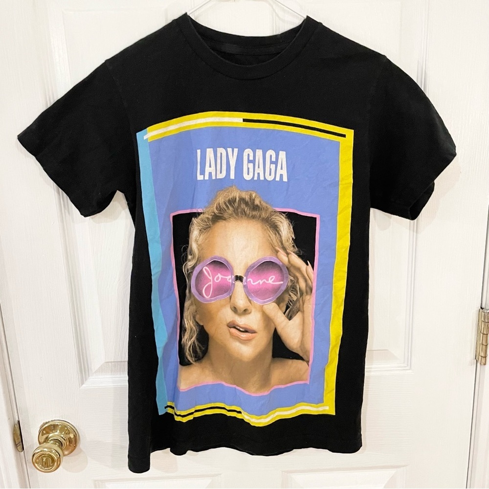 LADY GAGA JOANNE Tour t-shirt Small